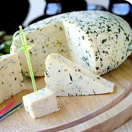 Сыр Адыгейский с зеленью 250 гр. Халяль