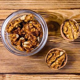 Грецкий орех очещенный