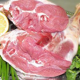 Баранина окорок на кости. Халяль