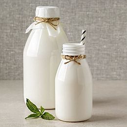 Кефир деревенский 2,5%. Громово