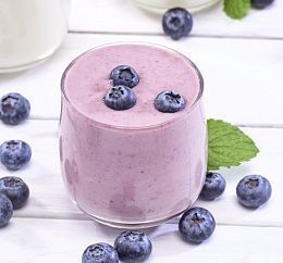 Йогурт с черникой 3,2% 500 мл.  Халяль